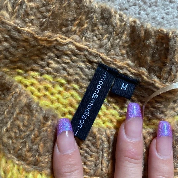 Never worn - Picture 2 of 2